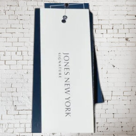 NWT Jones New York Signature Stretch Khakis - Picture 5 of 6